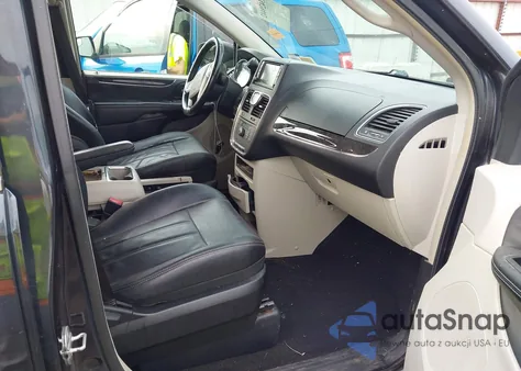 2013 Chrysler Town & Country Touring из США, поврежденный, VIN 2C4RC1BG1DR620446